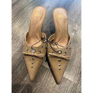 NEW Time and Tru Mules Women 8 Tan Studded Grommet Bow Kitten Heel Shoes